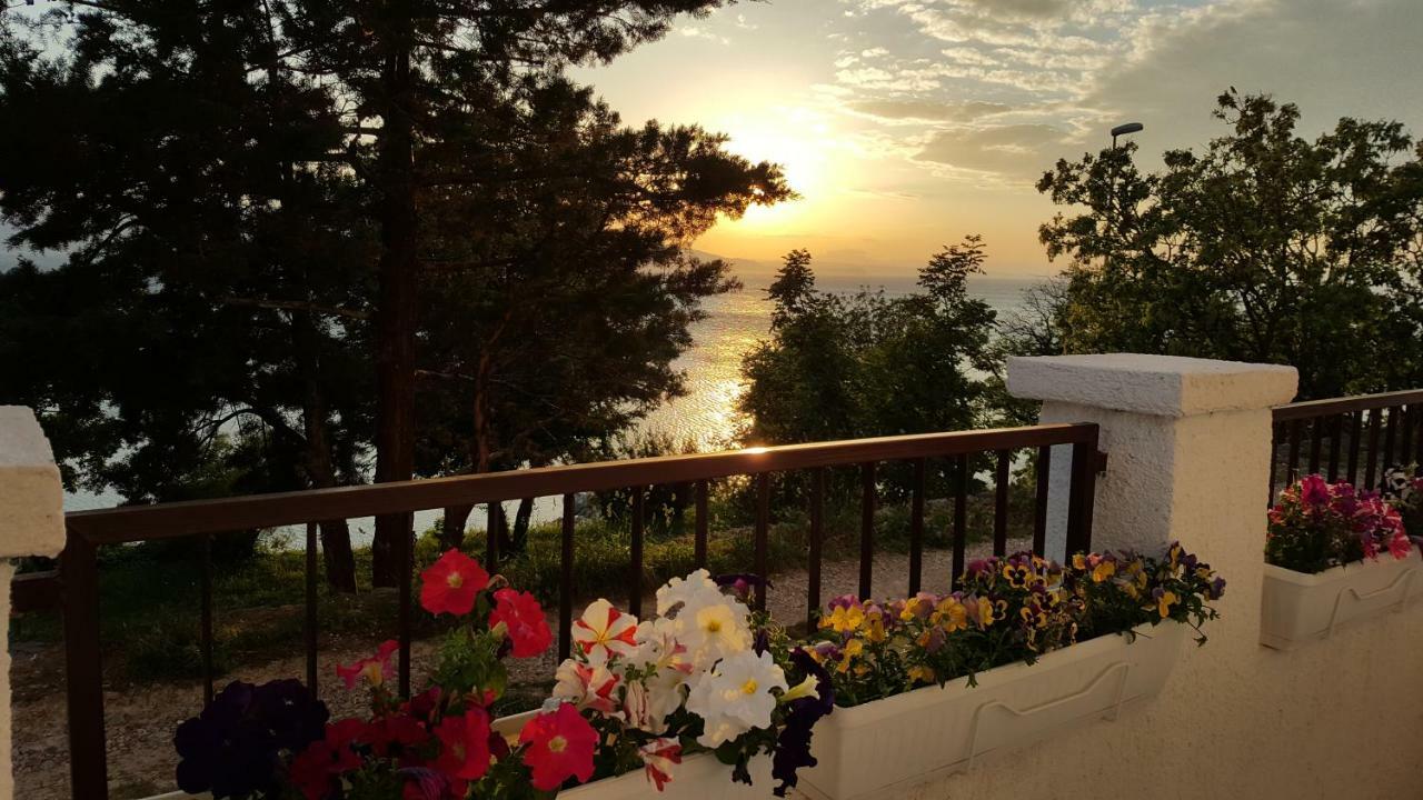 Apartman Bura Senj  Bagian luar foto